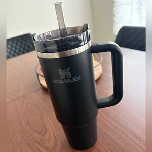 Stanley 30oz Tumbler • Black